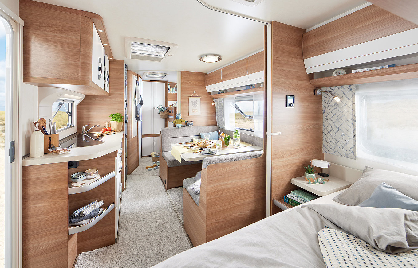 Hobby Deluxe caravan living space