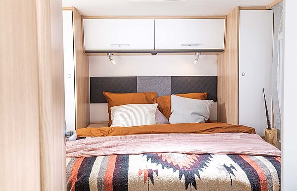 Sunlight camper bed