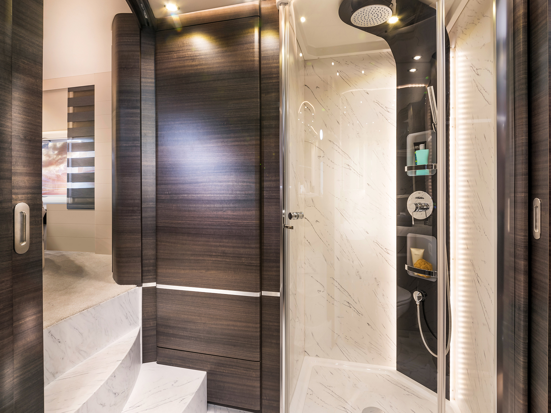 Das vollausgestattete Bad im Concorde Centurion.