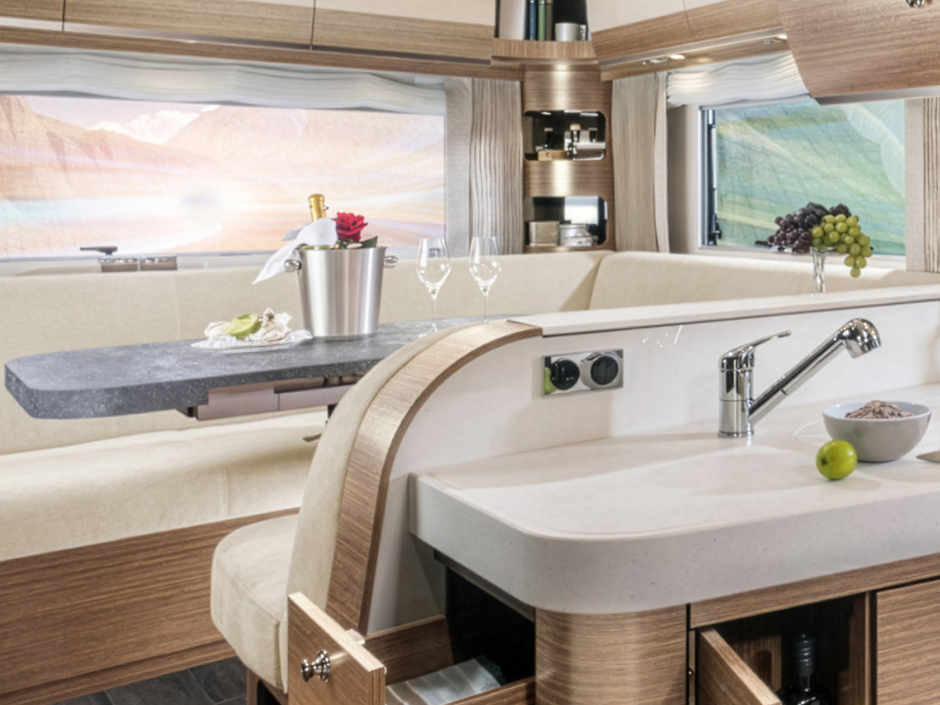 Küchenbereich im Cruiser Daily.