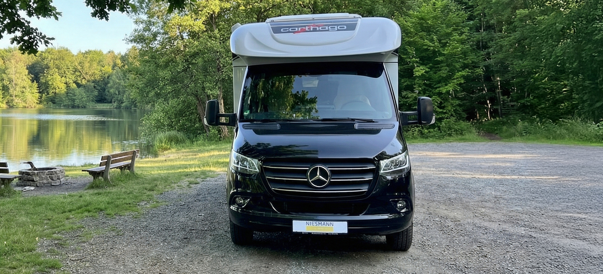 Frontansicht des C1-tourer von Carthago.